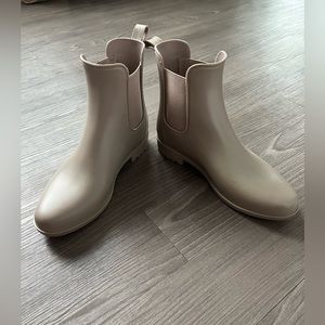 A New Day Chelsea Rain Boots, Size:8, Color: Taupe